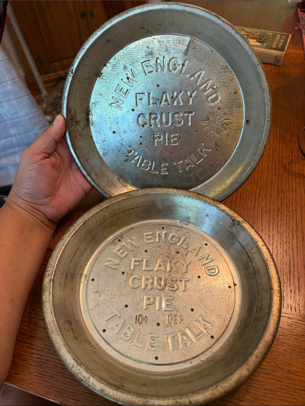 2 Vintage New England Table Talk Flaky Crust Pie Tin 10 Cent & Rival Vented 9"
